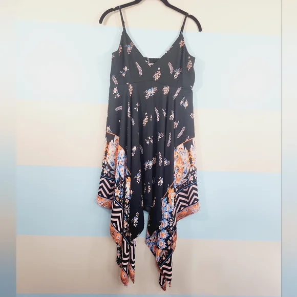 Express Floral Handkerchief Dress - Picture 9 of 10